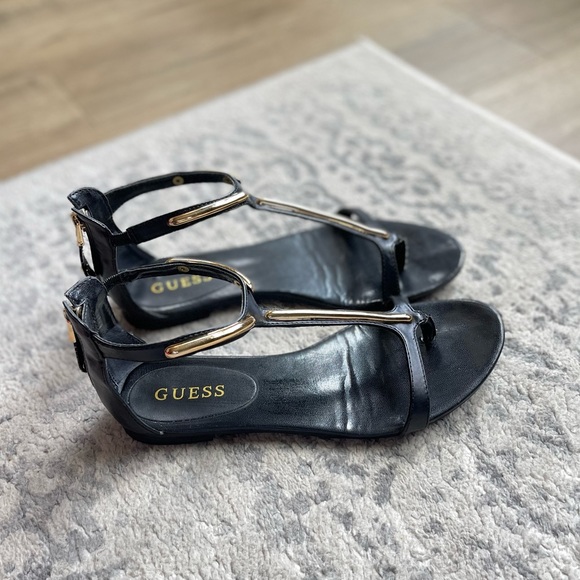 Guess tawny Sandals, Black and Gold, size 6 1/2 - Picture 4 of 5